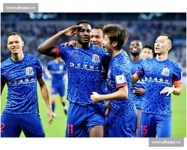 申花足球队逆袭战胜对手 展现强大实力和团队精神